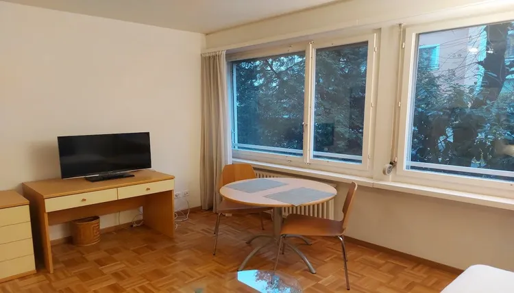 Appartement meublé économique à Genève Champel Interior 1