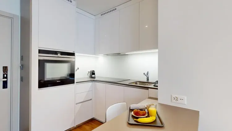 Modern and Bright Studio for Rent in the Heart of Geneva - Rue du Jura 13 Interior 3