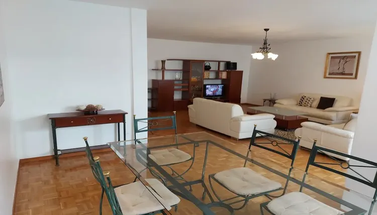 Beautiful design three bedroom apartment in Champel, Geneva Interior 1