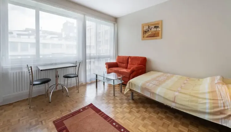 Lovely apartment Close to Parc Bertrand Interior 1