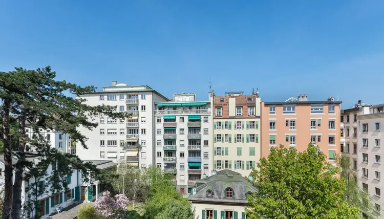 Bel appartement meublé sur la rive droite de Genève Interior 4