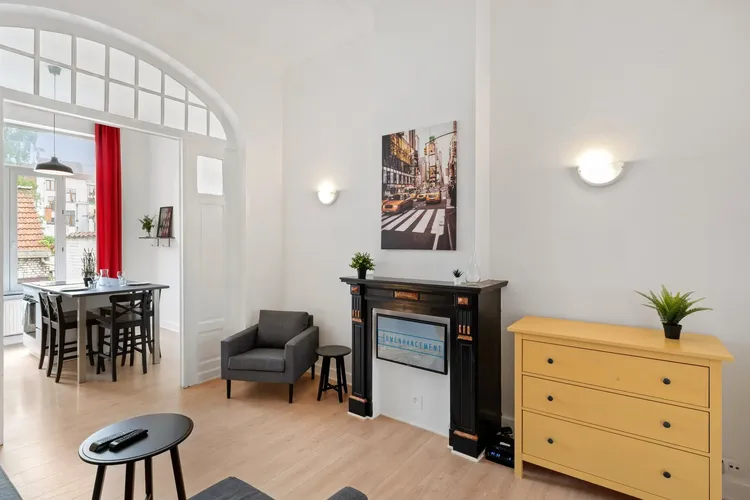 Appartement moderne d'une chambre à coucher à Etterbeek, Bruxelles Interior 3
