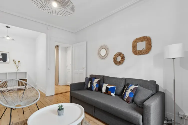 Comfortable one bedroom apartment in Nations, Geneva Interior 1