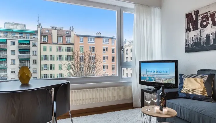 Elegant studio apartment in Charmilles, Geneva Interior 4