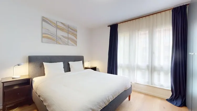 Furnished 3.5-Room Apartment for Rent in Nyon – Modern, Bright, Renovated 2024 with Balcony Interior 3