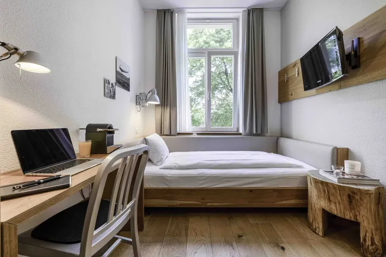 Single hotel room Interior 2