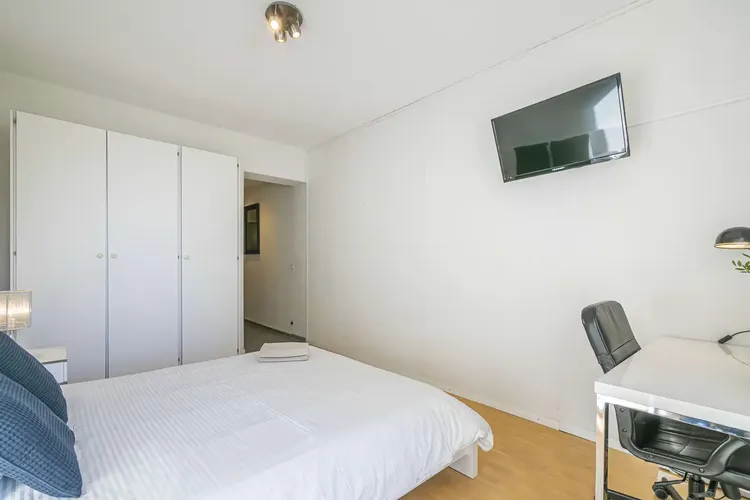 Furnished studio near Lausanne train station with Wi-Fi Interior 1
