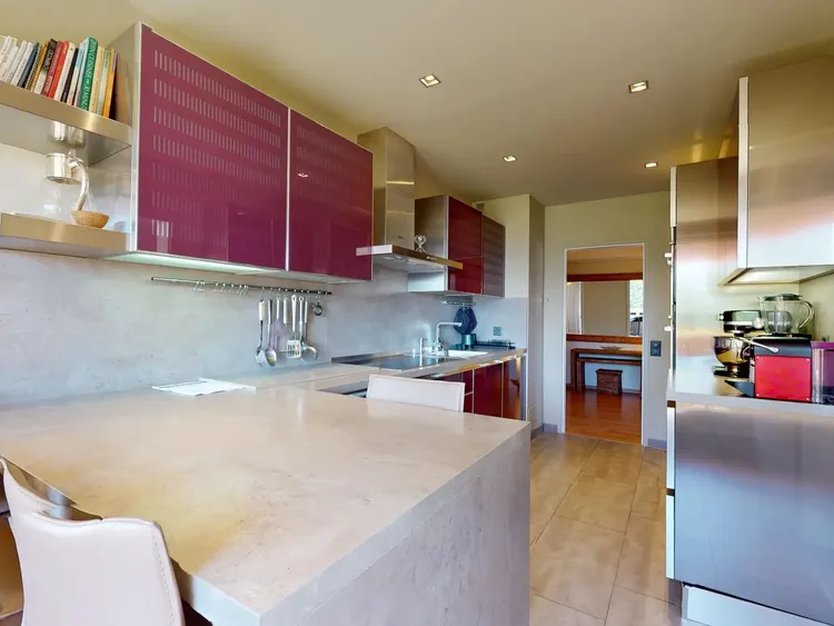 Wonderful 4-bedroom apartment located in Geneva  Interior 3