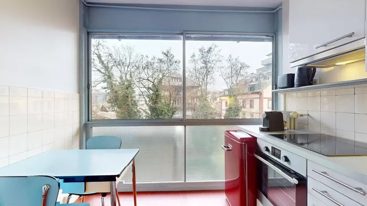 Modern studio apartment luxury in Eaux-Vives, Geneva Interior 2