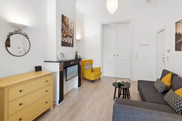 Charming 1 bedroom apartment in Etterbeek, Brussels Interior 3