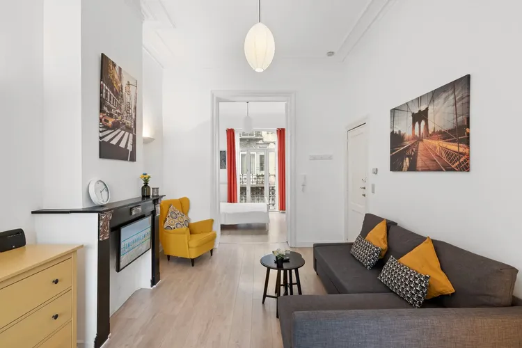 Charming 1 bedroom apartment in Etterbeek, Brussels Interior 4