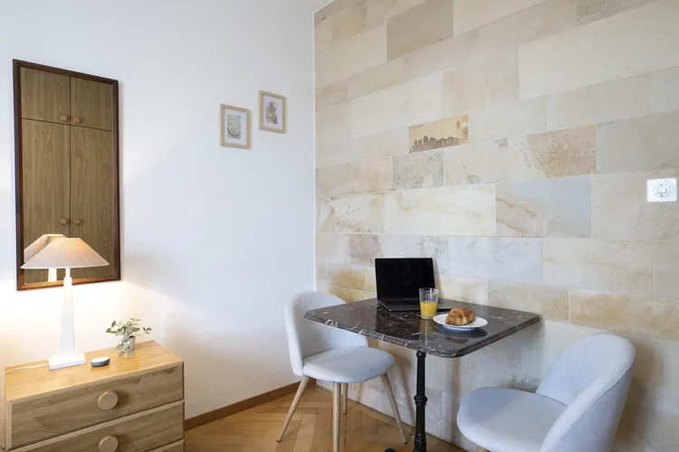 Awesome studio apartment in Pâquis, Geneva Interior 1