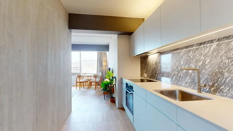 Modern Apartment in Alto Tower – Bright & Functional Living Space Interior 1