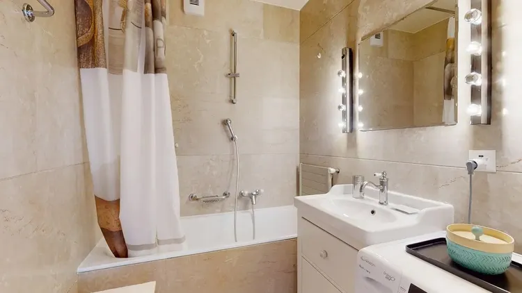 Fantastic 1-room apartment in Charmilles, Geneva Interior 3