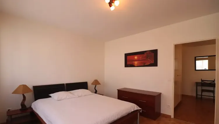 Nice furnished 1-bedroom apartment in Champel, Geneva Interior 3