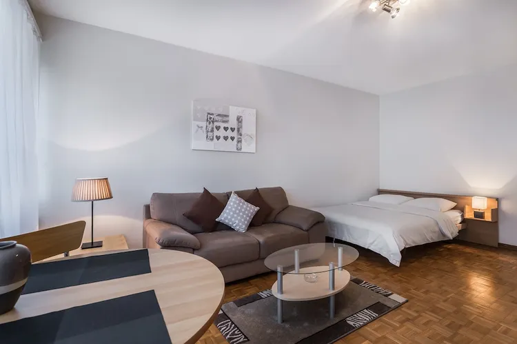 Fashionable studio apartment in Champel, Geneva