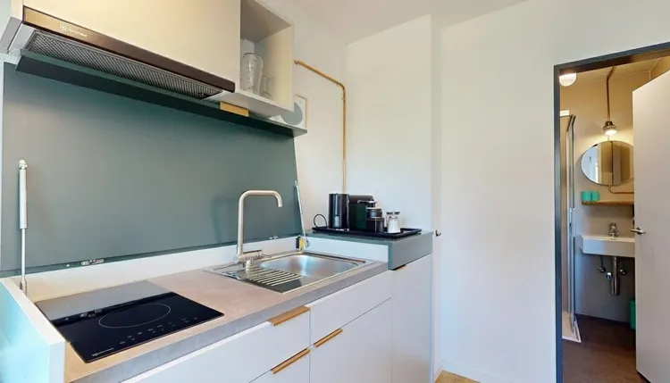 Single Studio Interior 1
