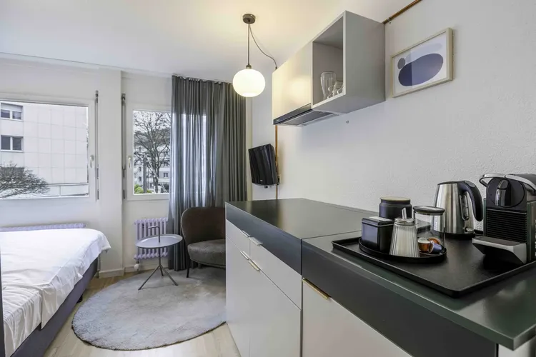 Single Studio Interior 1