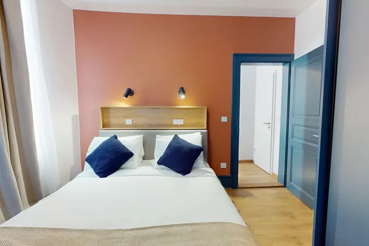 Deluxe One bedroom Interior 3