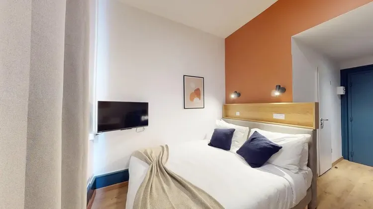 Deluxe Studio Interior 2