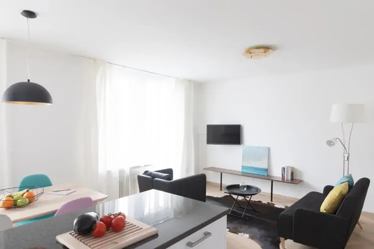 Une chambre, Albisriederplatz, Zurich Interior 3