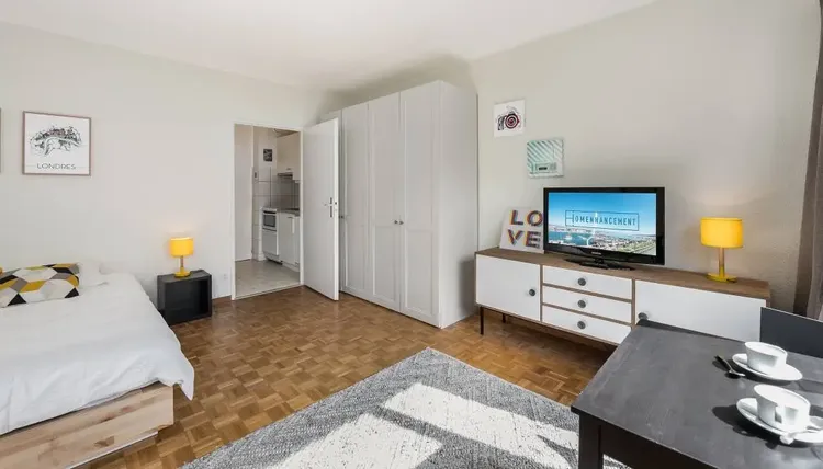 Studio, Champel, Genève Interior 3