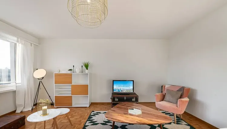 Stylish one room apartment in Champel, Geneva Interior 2