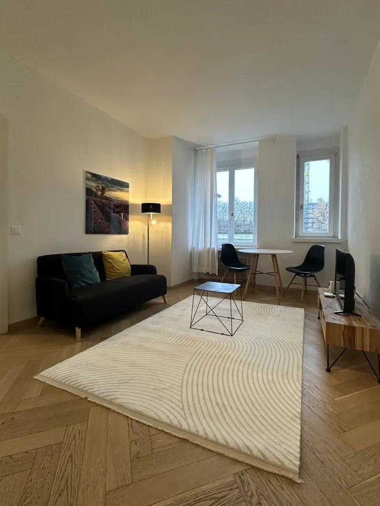 Une chambre, Albisriederplatz, Zurich