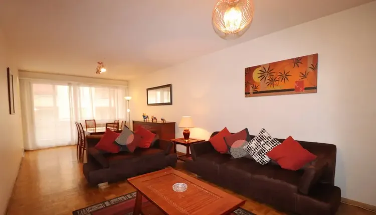 Brigth well located two bedrooms apartment in Champel, Geneva