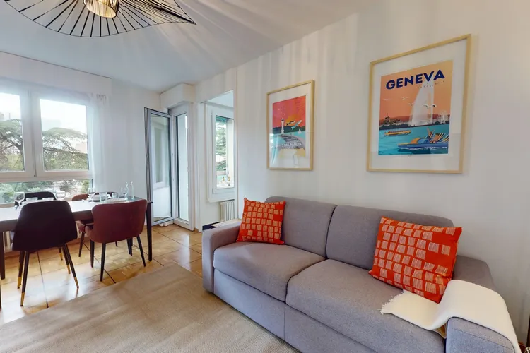 Bright 2-Bedroom Furnished Apartment with Balcony in Geneva’s Servette District Interior 1
