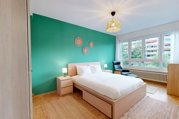 Bright 2-Bedroom Furnished Apartment with Balcony in Geneva’s Servette District Interior 2