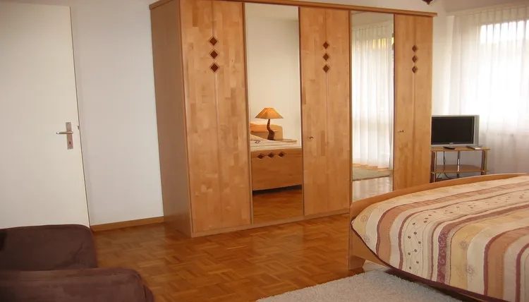 Three bedrooms, Champel, Geneva Interior 4
