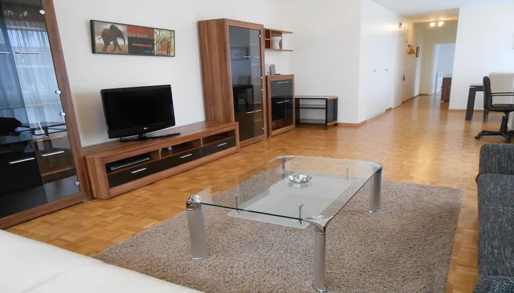 Nice design one bedroom apartment in Champel, Geneva