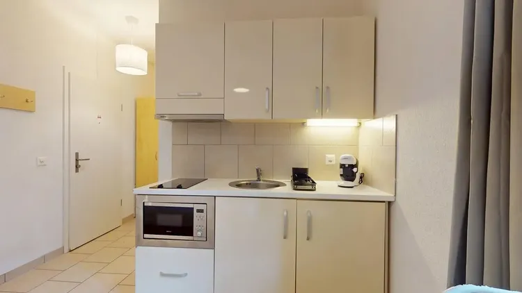 Furnished Studio with Separate Sleeping Area in Vevey City Centre Interior 2