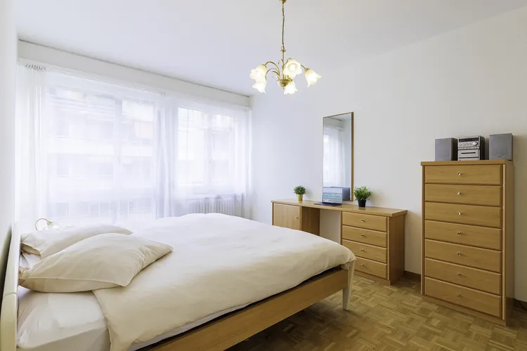 Two bedrooms, Champel, Geneva Interior 3