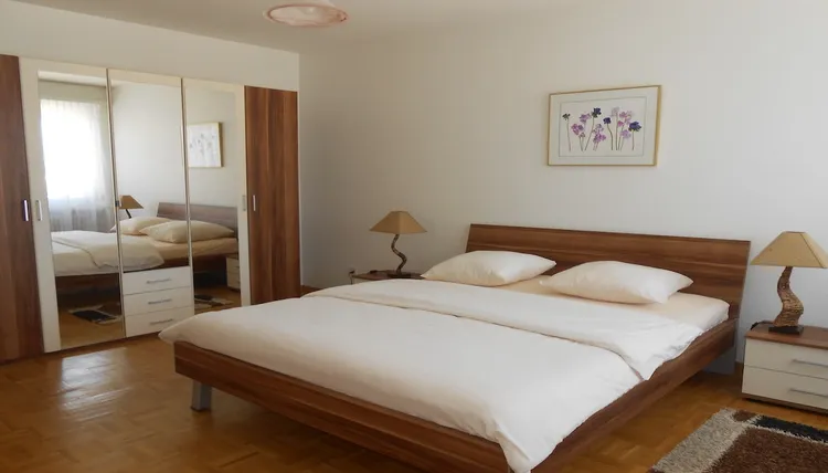 Très bel appartement de deux pièces entièrement meublé à Champel, Genève Interior 2