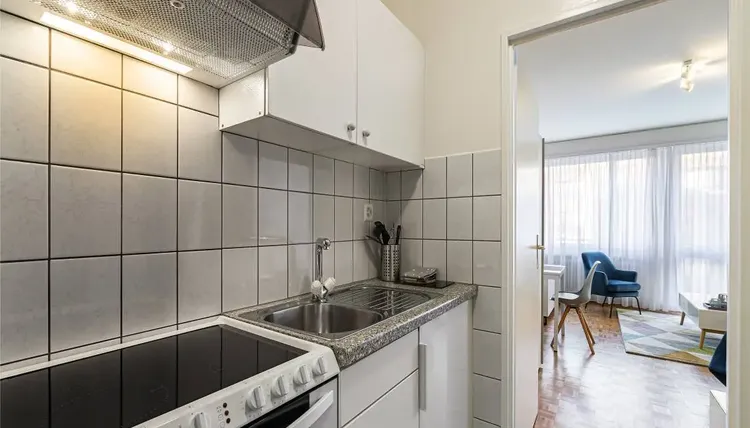 Perfect studio apartment in Champel, Geneva Interior 4
