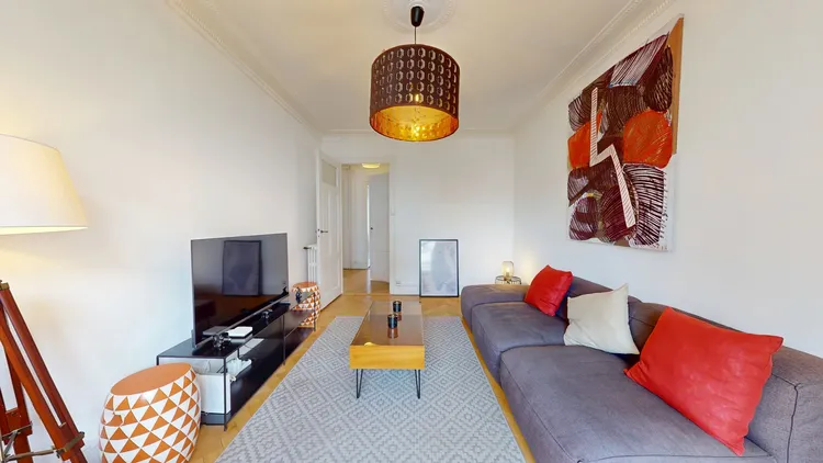 Pretty one room apartment low-budget in Charmilles, Geneva Interior 2