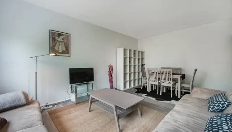 Appartement 1 chambre bien situé et à petit budget à Charmilles, Genève Interior 1