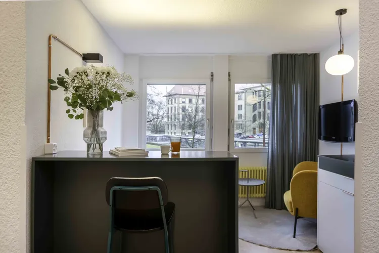 Single Studio Interior 1