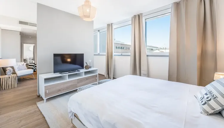 Beautiful studio apartment in Plainpalais, Geneva Interior 1