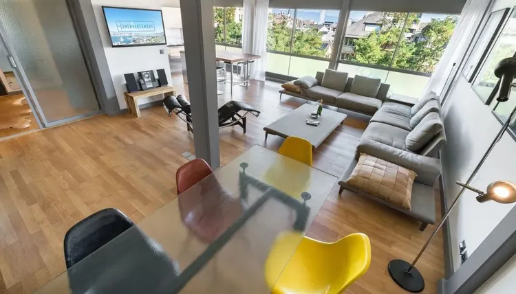 Appartement artistique à deux chambres de luxe aux Eaux-Vives, Genève Interior 2