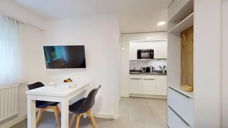 Joli studio à petit budget à la Sallaz, Lausanne Interior 1