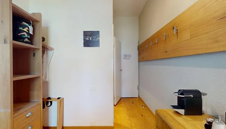 Single hotel room Interior 1