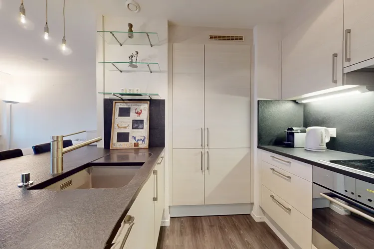 Very nice apartment with balcony 1-bedroom in Charmilles, Geneva Interior 2