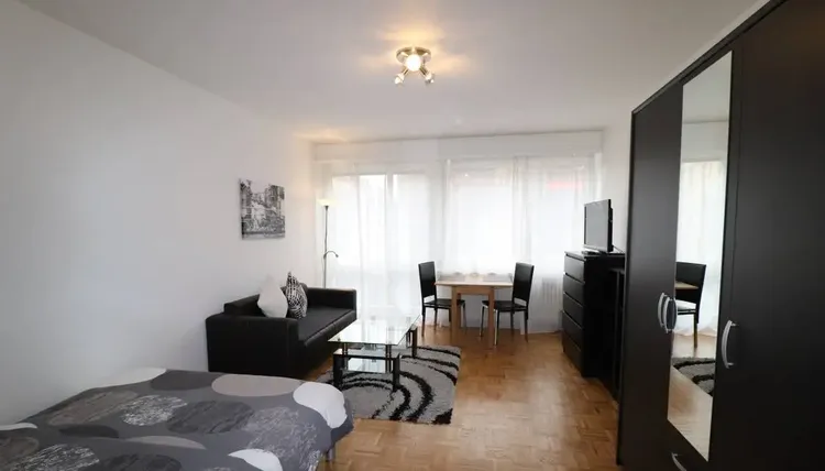 Cozy studio apartment in Champel, Geneva Interior 2
