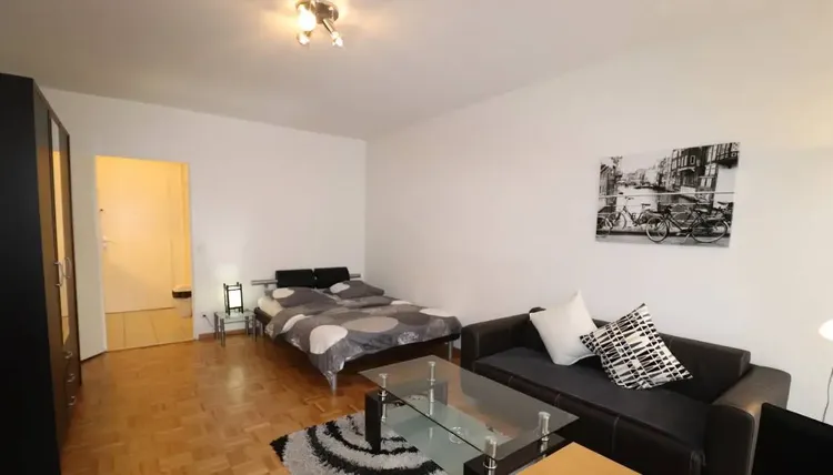 Cozy studio apartment in Champel, Geneva Interior 4