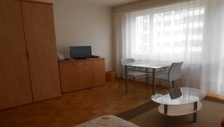 Studio, Champel, Genève Interior 1