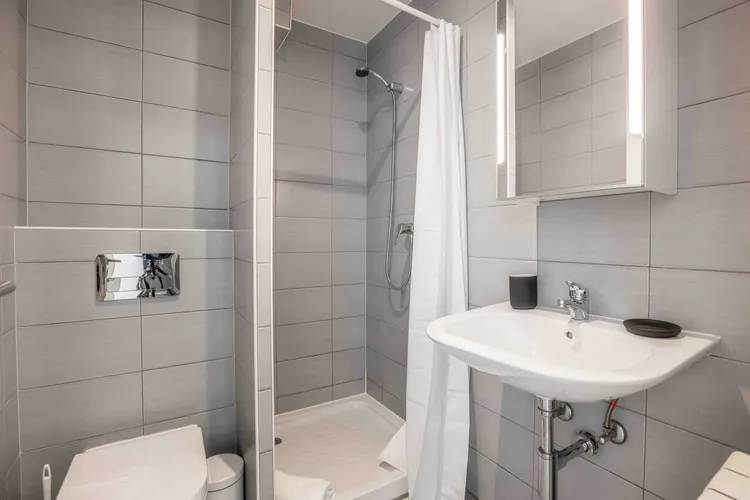 Studio meublé, situé en plein centre de Lausanne, idéal pour les étudiants. Interior 3