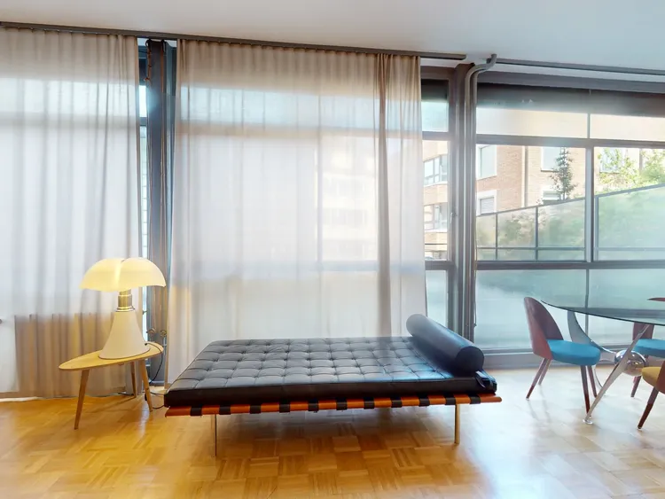 Modern studio apartment luxury in Eaux-Vives, Geneva Interior 1